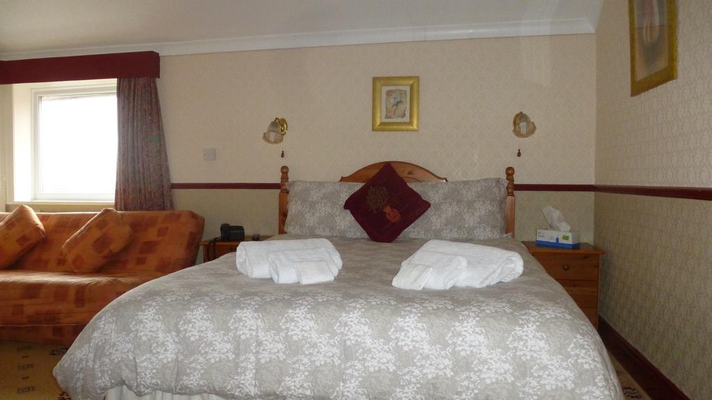 Whitehall Guest House Colwyn Bay Extérieur photo